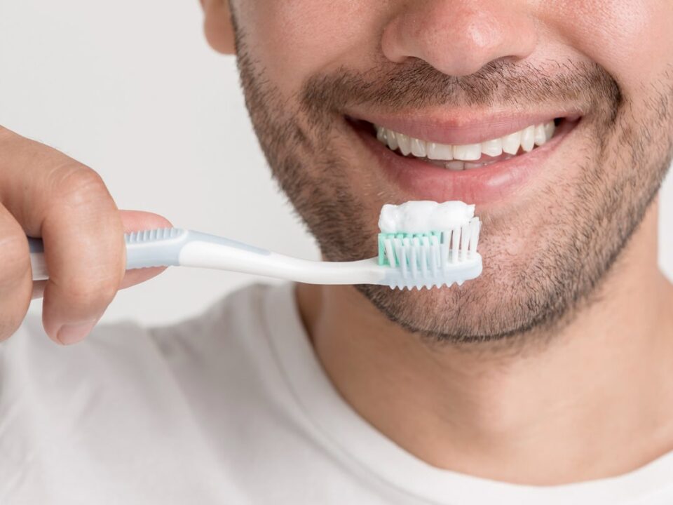 Which Toothpaste Is Best for Whitening Teeth?